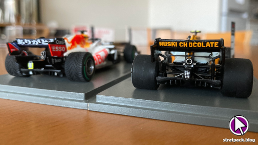 Plastic 1:18 Scale Diecast Formula 1 Cars for sale